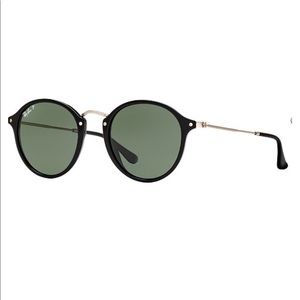 Ray Ban Black Round Fleck Sunglasses